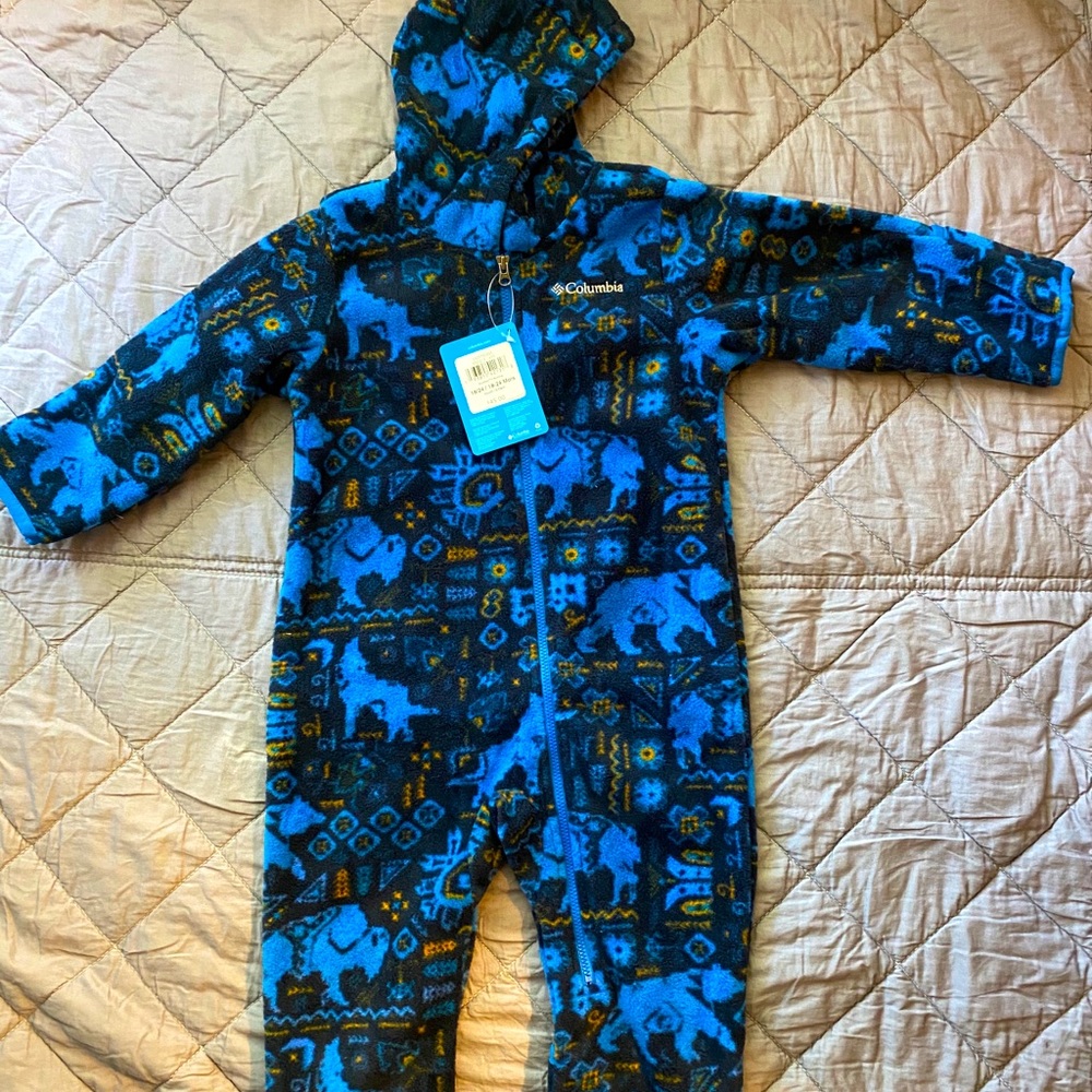 Columbia fleece bunting 18-24 mos. New with tags.